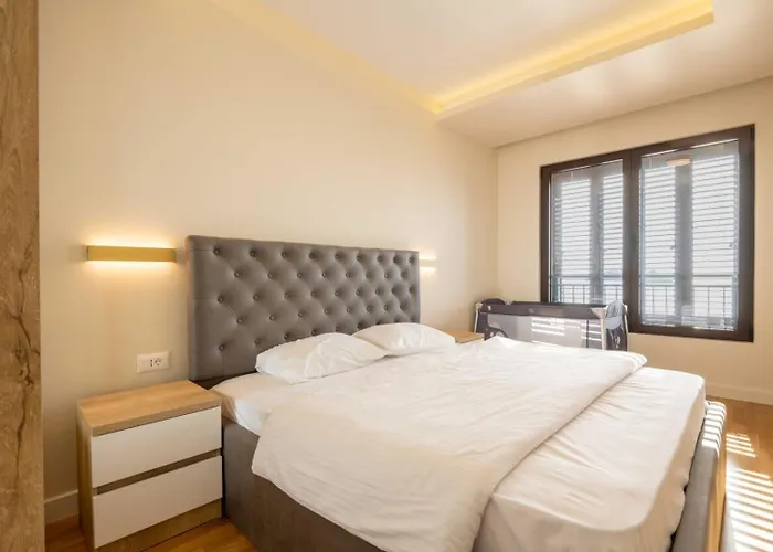 La Vista Apartment